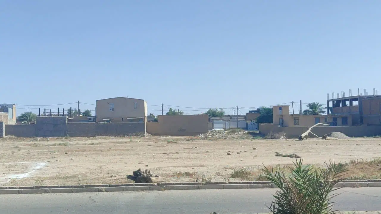 زمین مهران