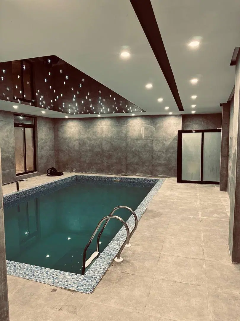 ۷۷ متر رو به افتاب