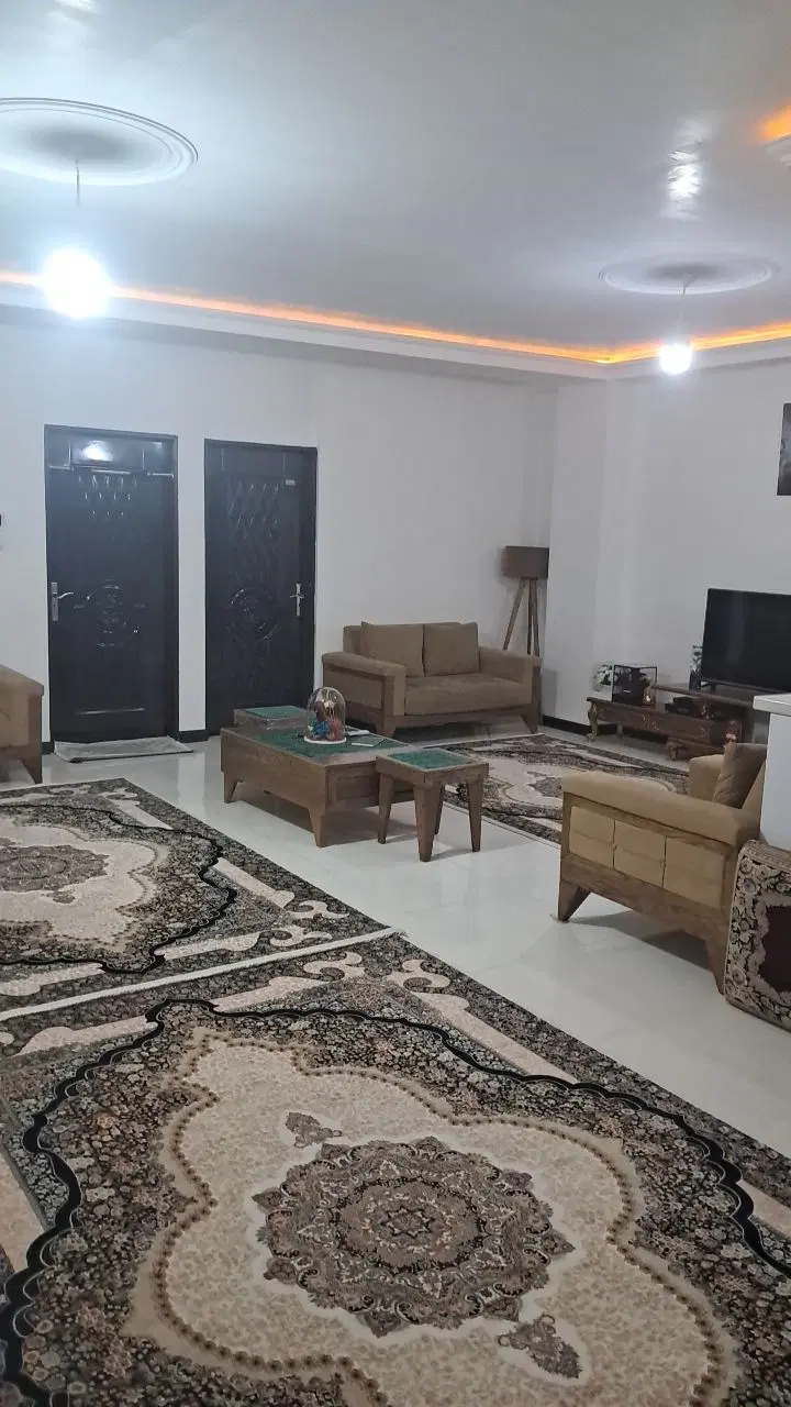فروش آپارتمان مسکونی با متراژ بزرگ دکوراسیون شیک