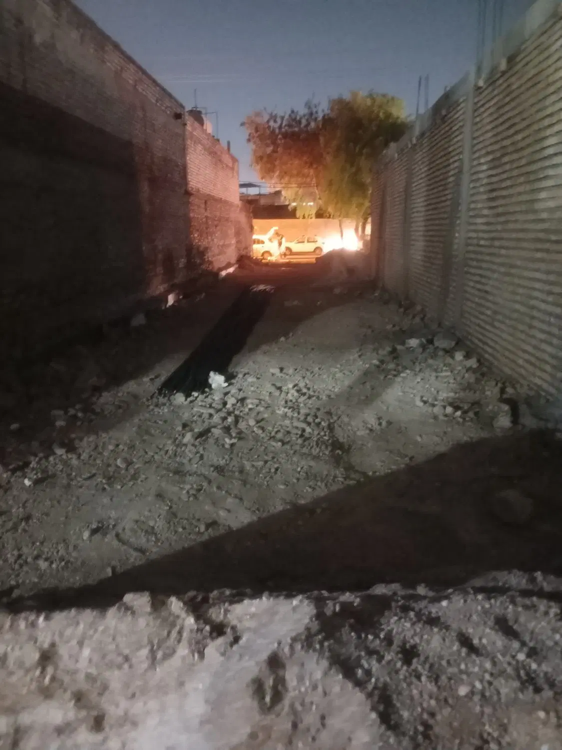 زمین زیباشهر