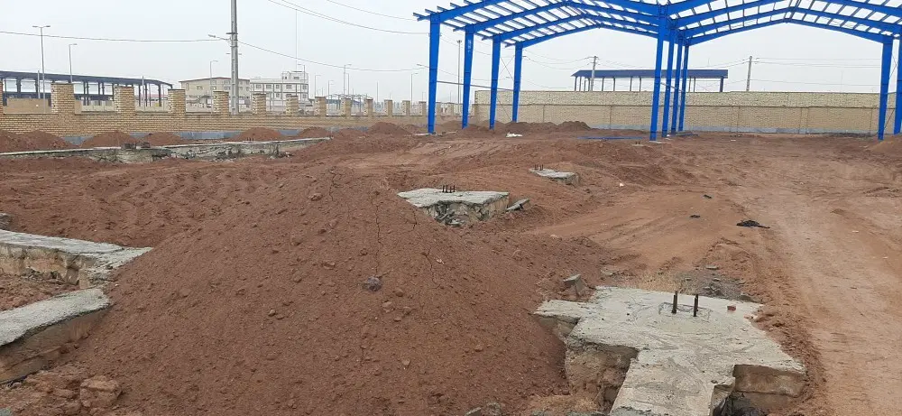 سوله زمین دیوارکشی شده