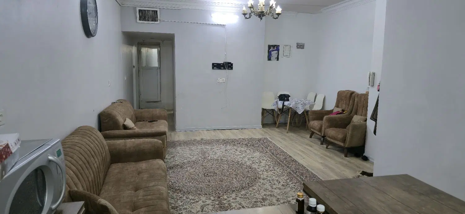 واحد 75 متری دو خواب سند دار