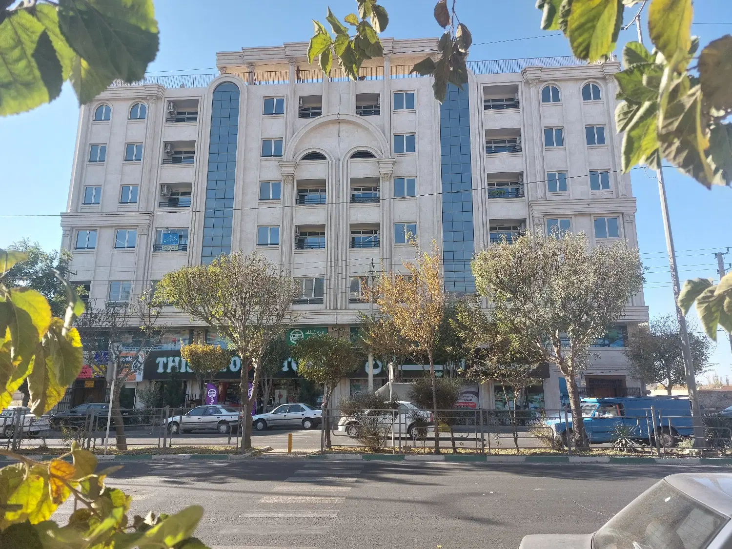 رهن واجاره ،فروش یک واحد اداری بلوار کیانمهر