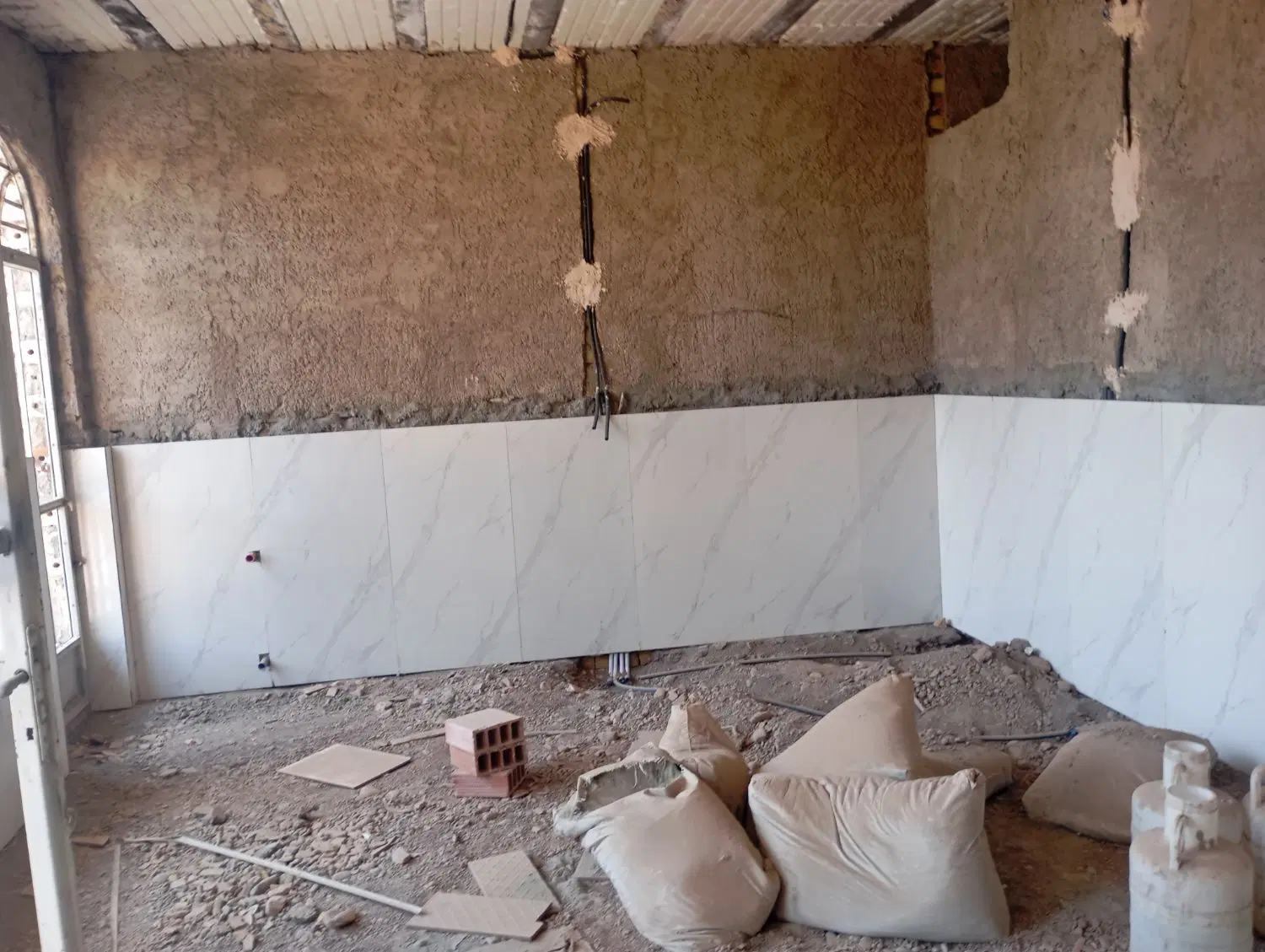 فروش ساختمان ۳خوابه‌مستردار