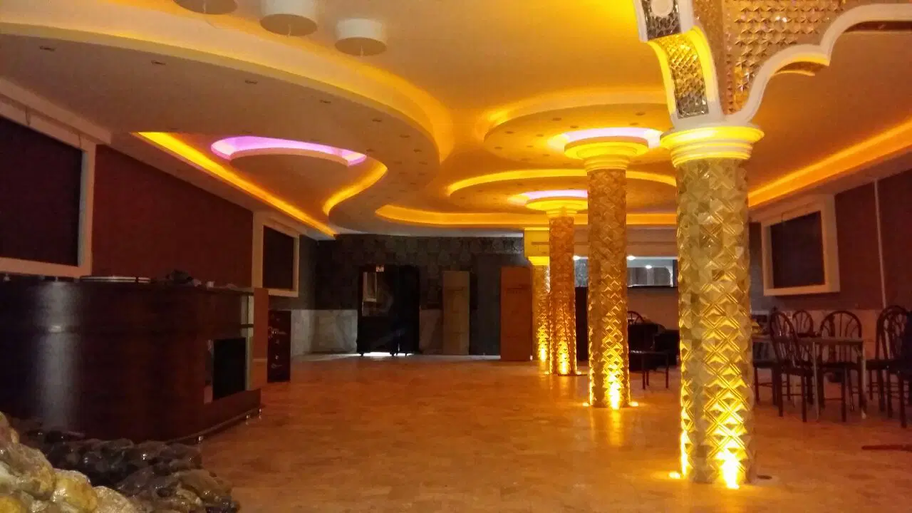 زیر زمین تجاری