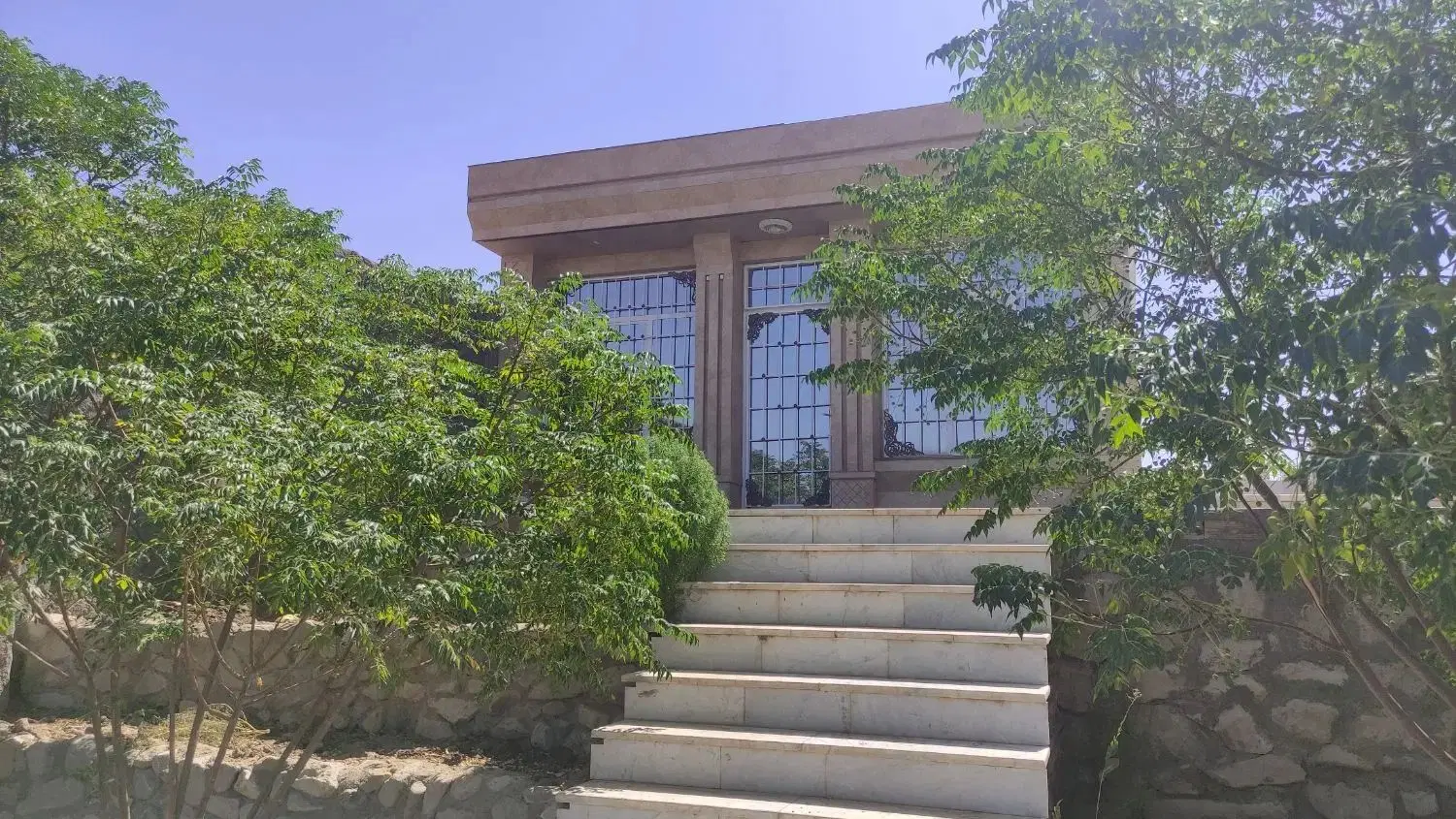 باغ ویلا