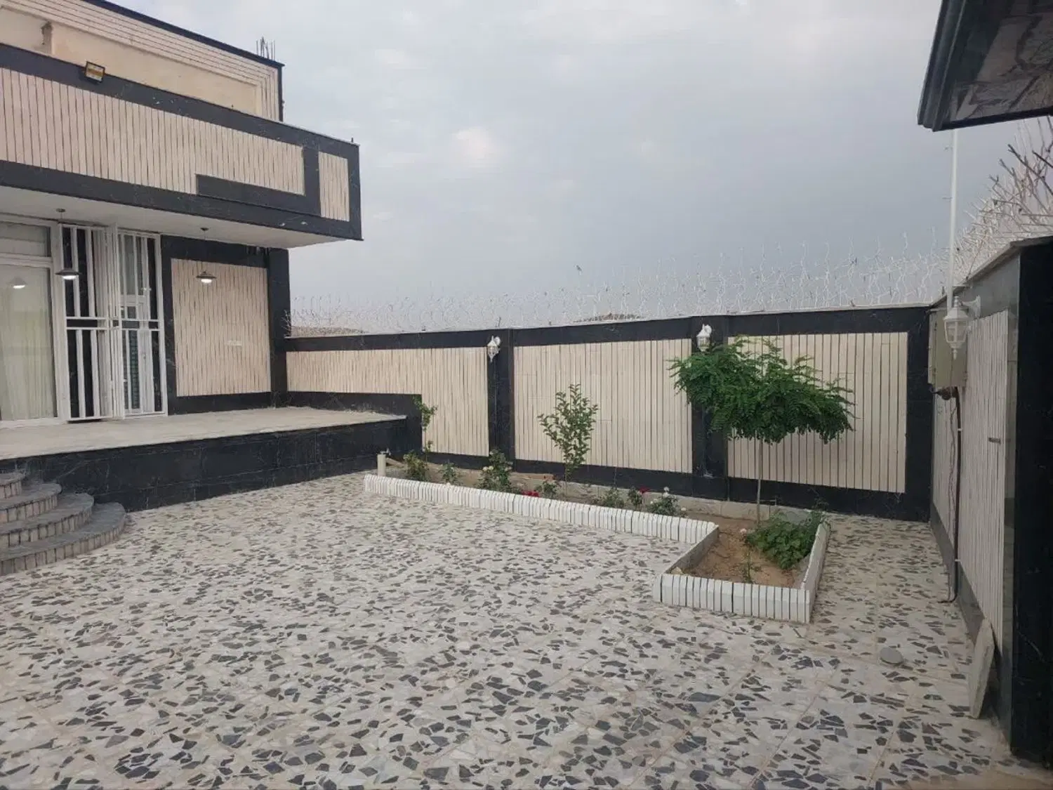 فروش سهام سپاهان شهر