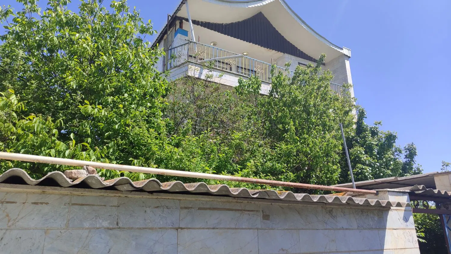 فروش ویلای سه طبقه شهر نمین روستای ننه کران