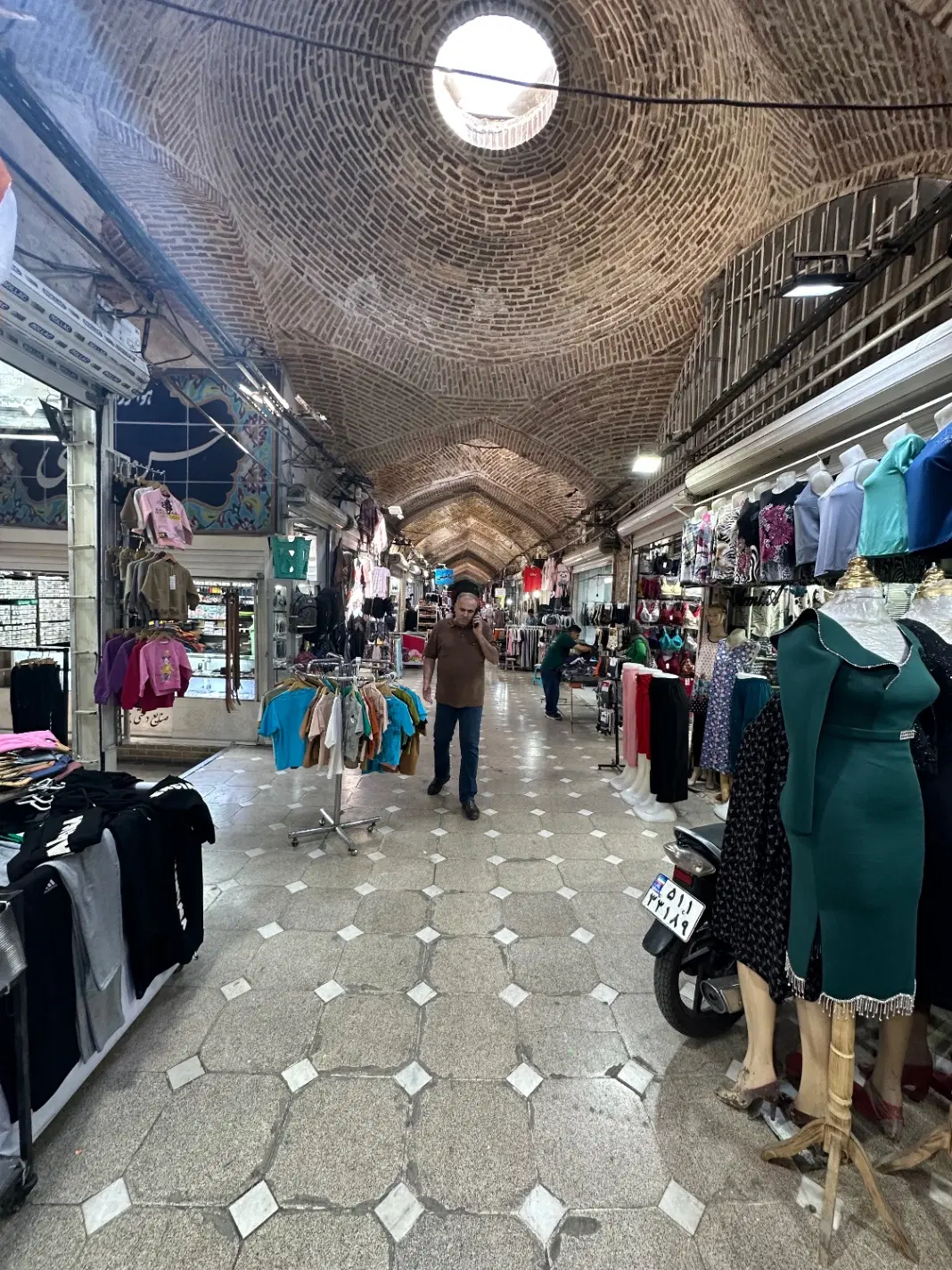 اجاره دکان ۱۸ متری زیر قیمت