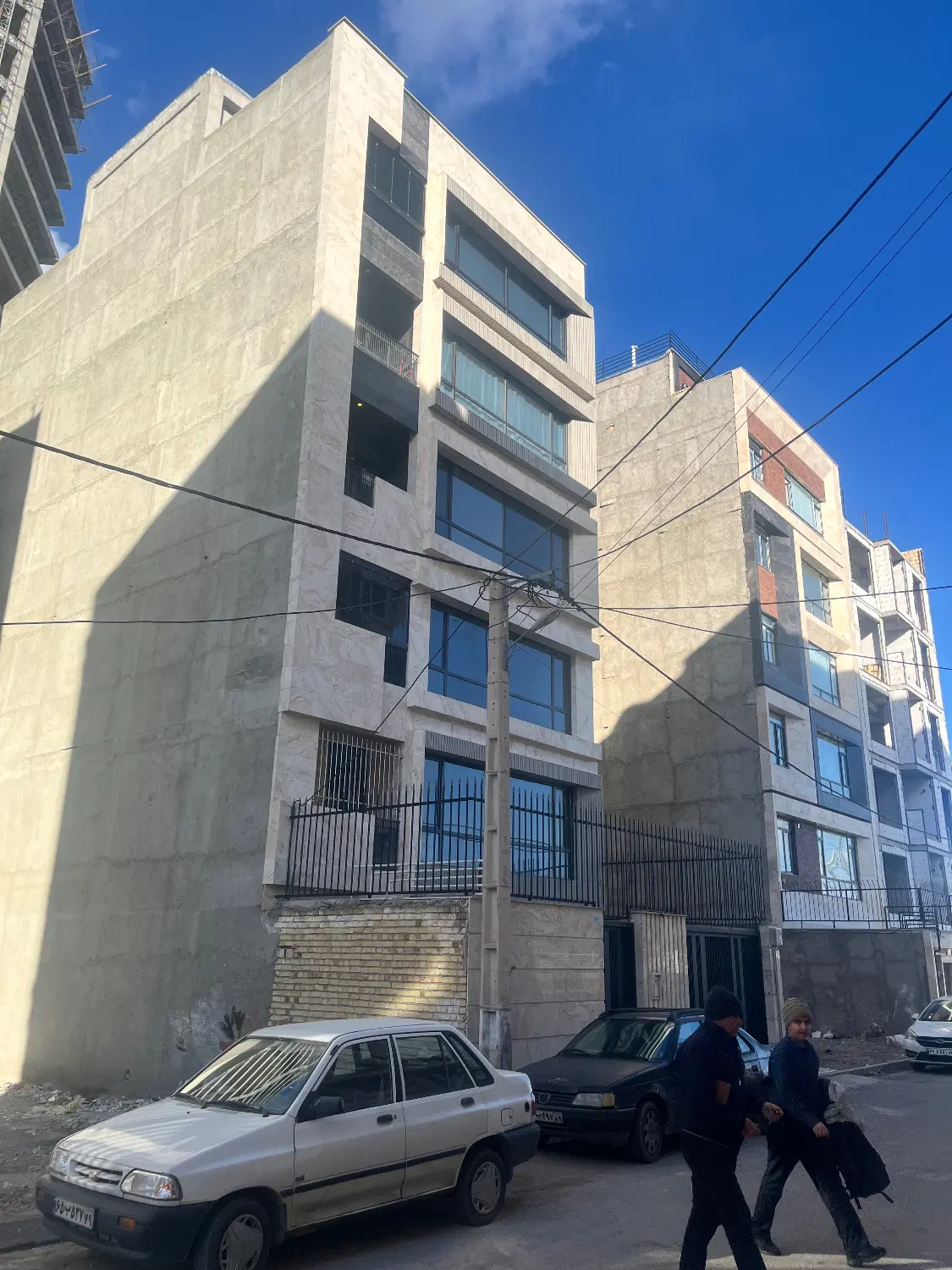 سوئیت ۶۰ متری جانبازان