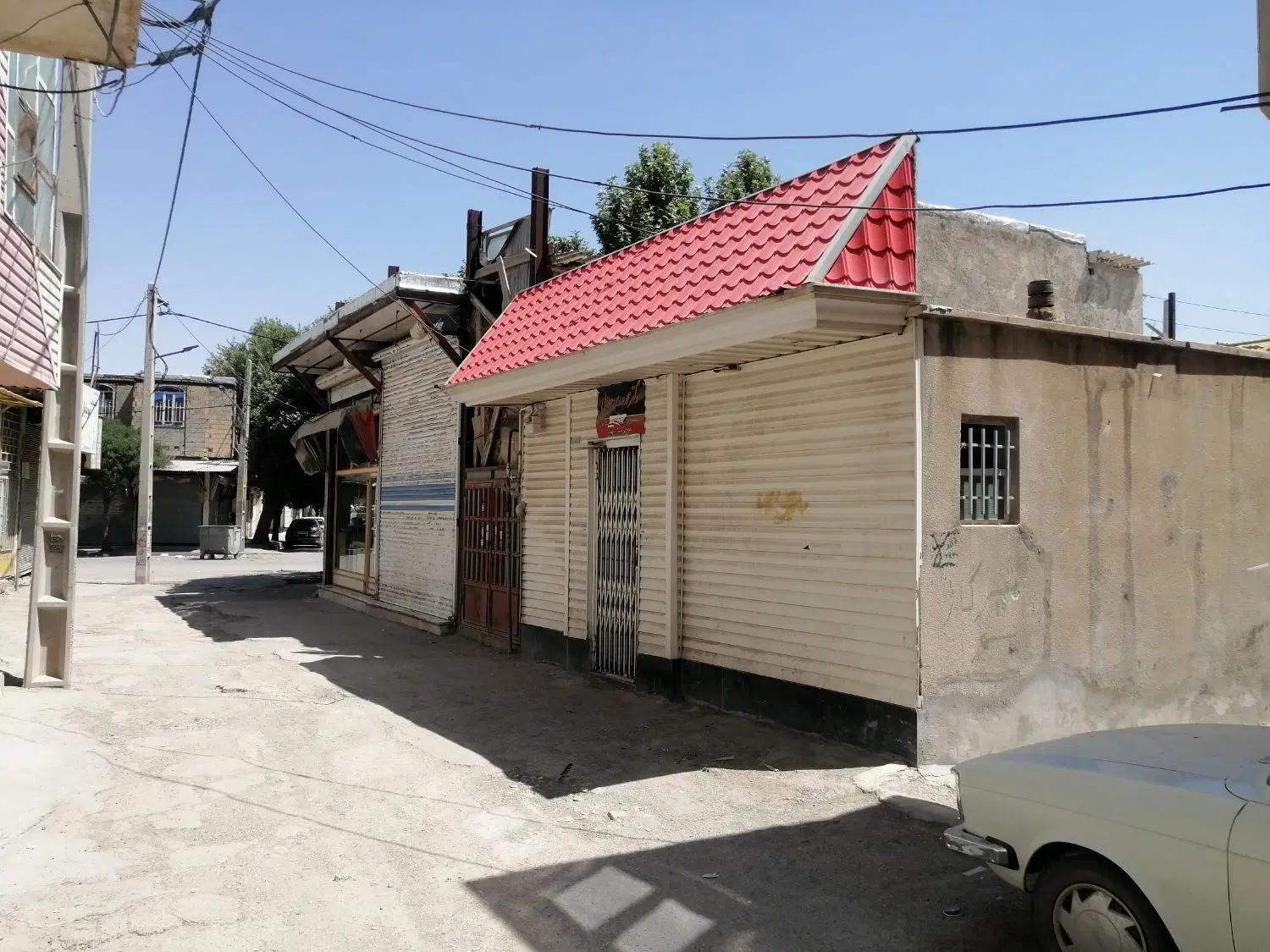 ملک فروشی در شهیاد