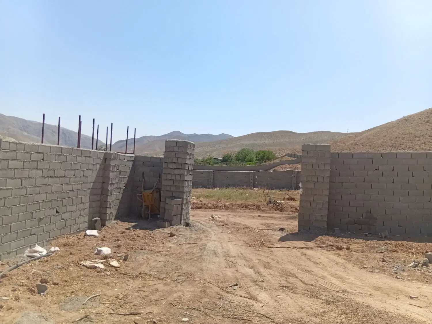 زمین دماوند ، جابان ، مغانک