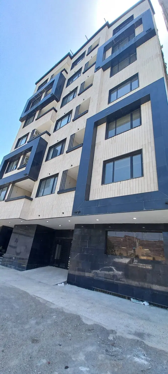 کیو ابتدای بلوار ولایت ۱۲۸ متر وام دار