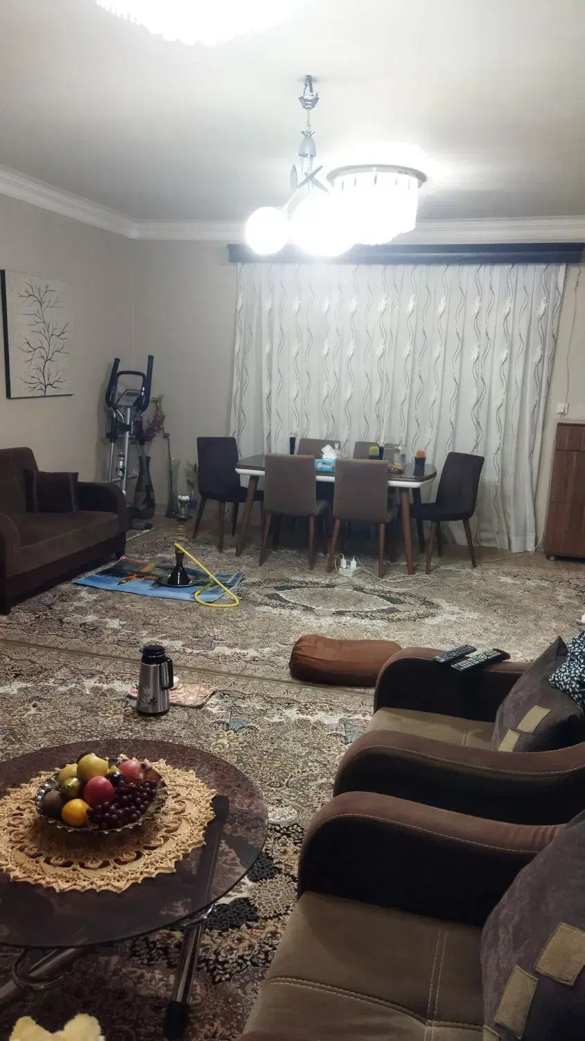 فروش ویلایی دو طبقه طبقه همکف فاز 4امیراباد