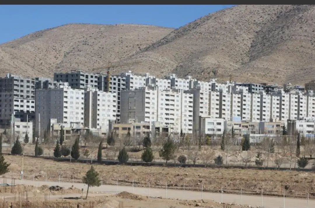 اپارتمان کرونی ۲ خواب ۱۱۰ متری