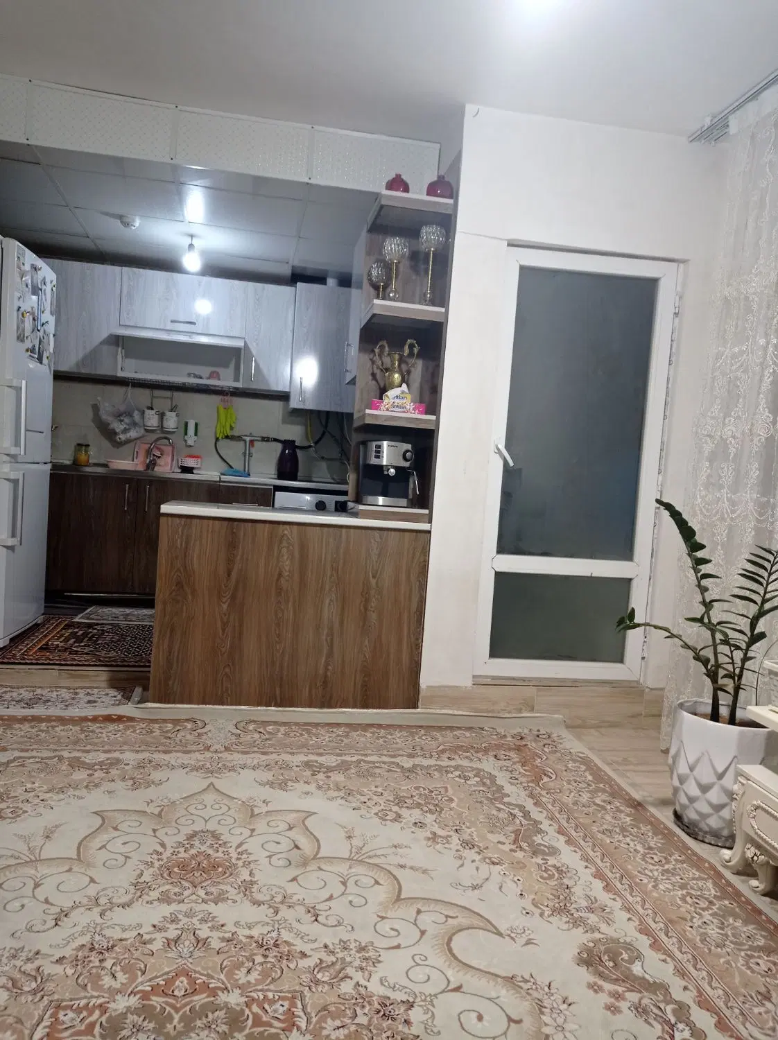مسکن مهرمیراشرف بلوک 14 واحد 12