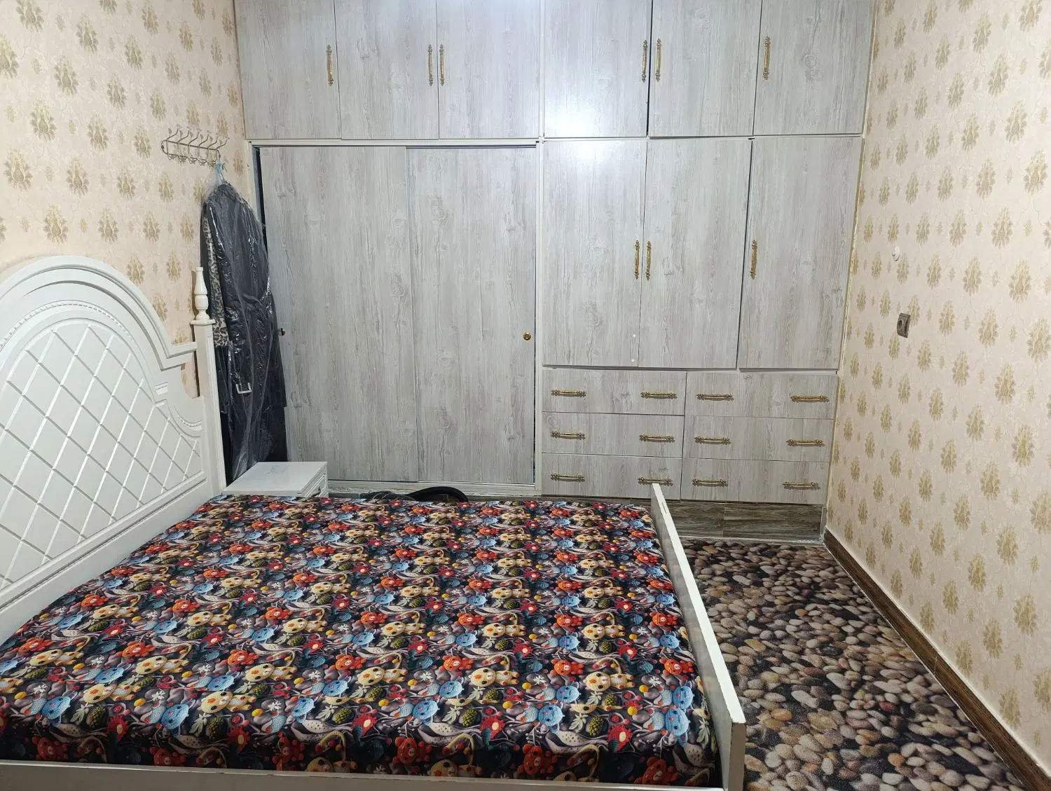 خانه فروشی دوطبقه با مغازه 33متری