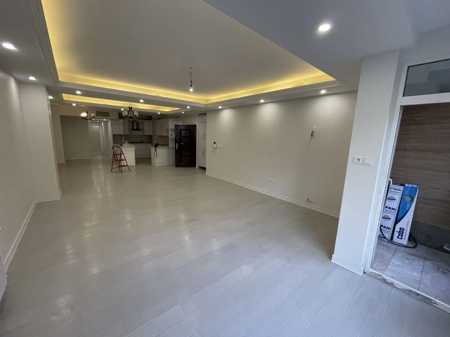۱۳۵ متر رودکی خیام غربی شمالی نما