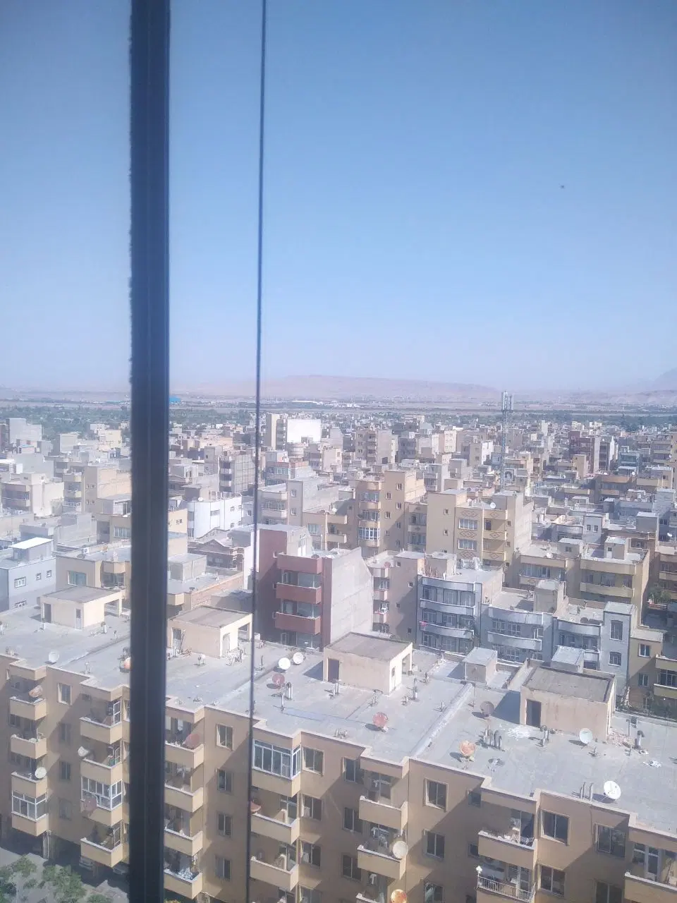 رهن و اجاره نظام پزشکی  برج‌ جهان‌نما  93 متر