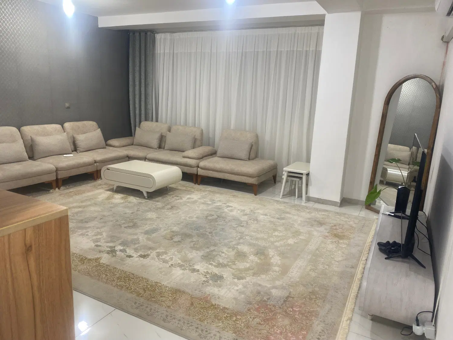 واحد ۹۰ متری مجتمع فرهنگیان ، فرودگاه قدیم