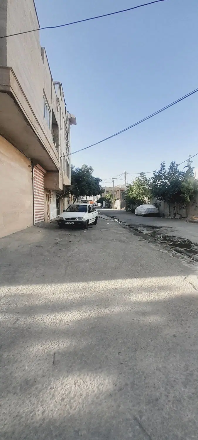 خانه مسکونی تجاری روی بلوار اصلی
