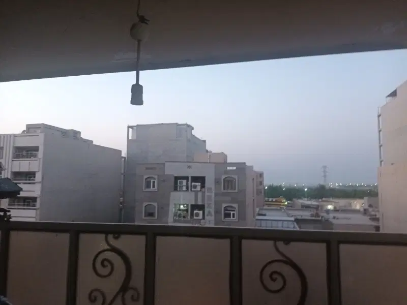 زمین ۲ نبش