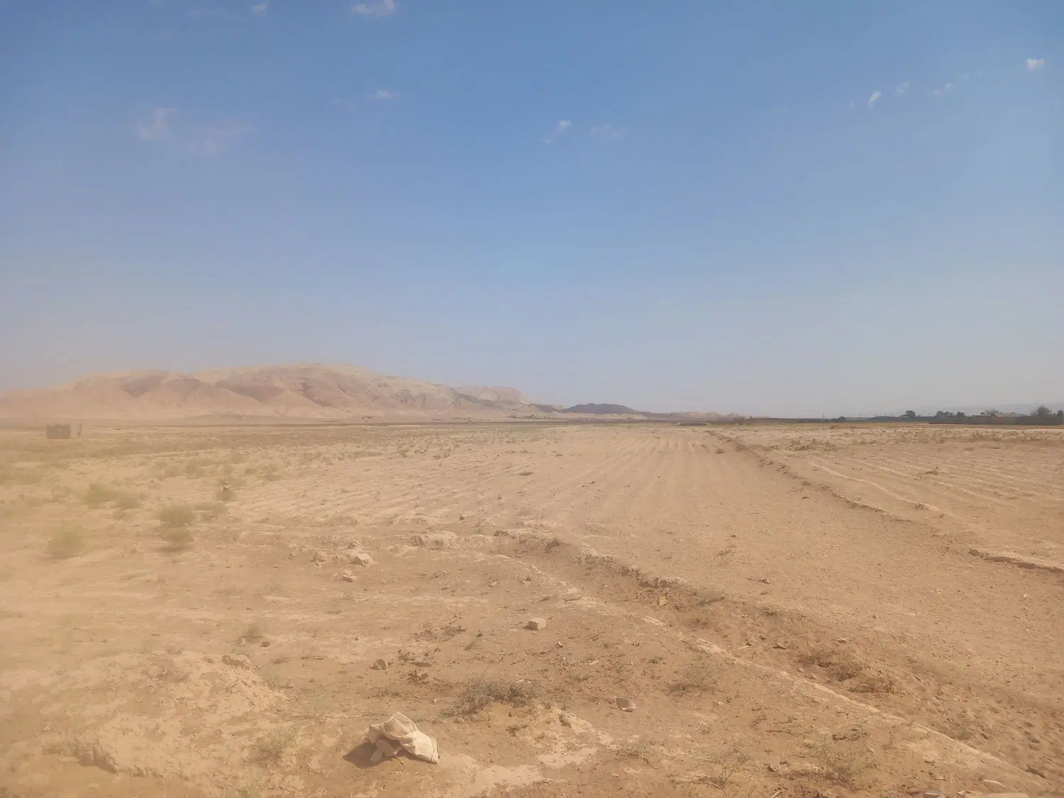 زمین کشاورزی ۱۱۰۰۰متر