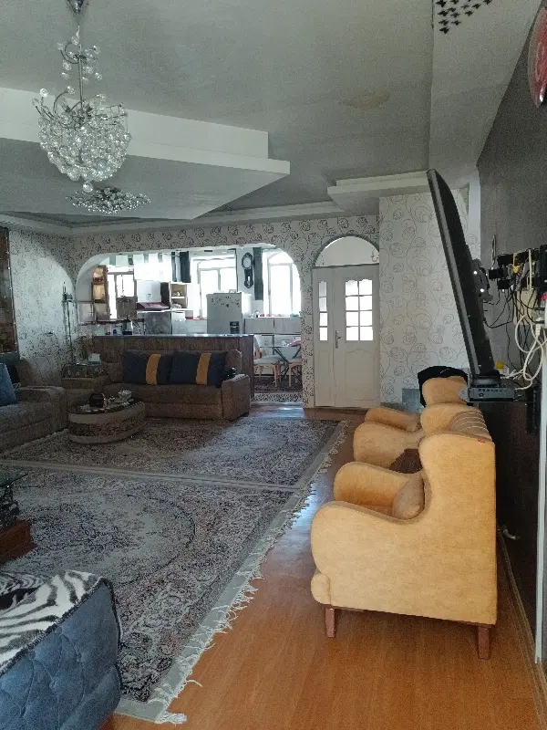 ویلایی در گلشهر یک