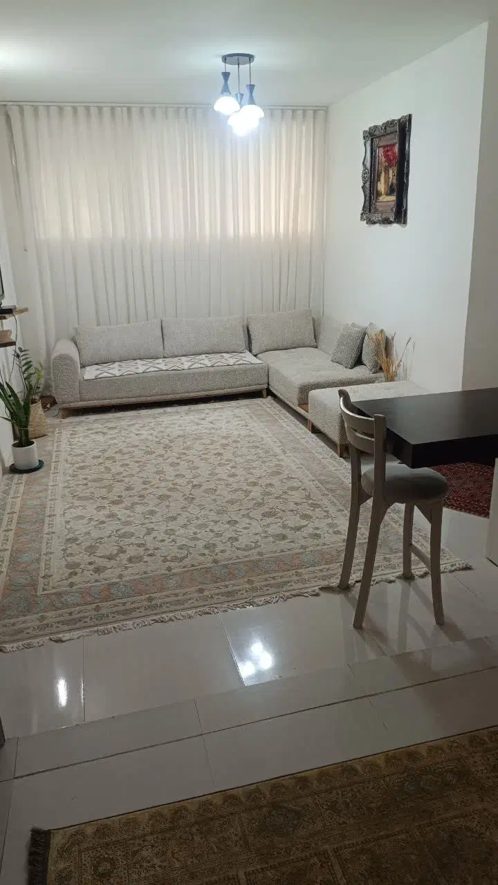 سلام آپارتمان 50متری خیام شمالی