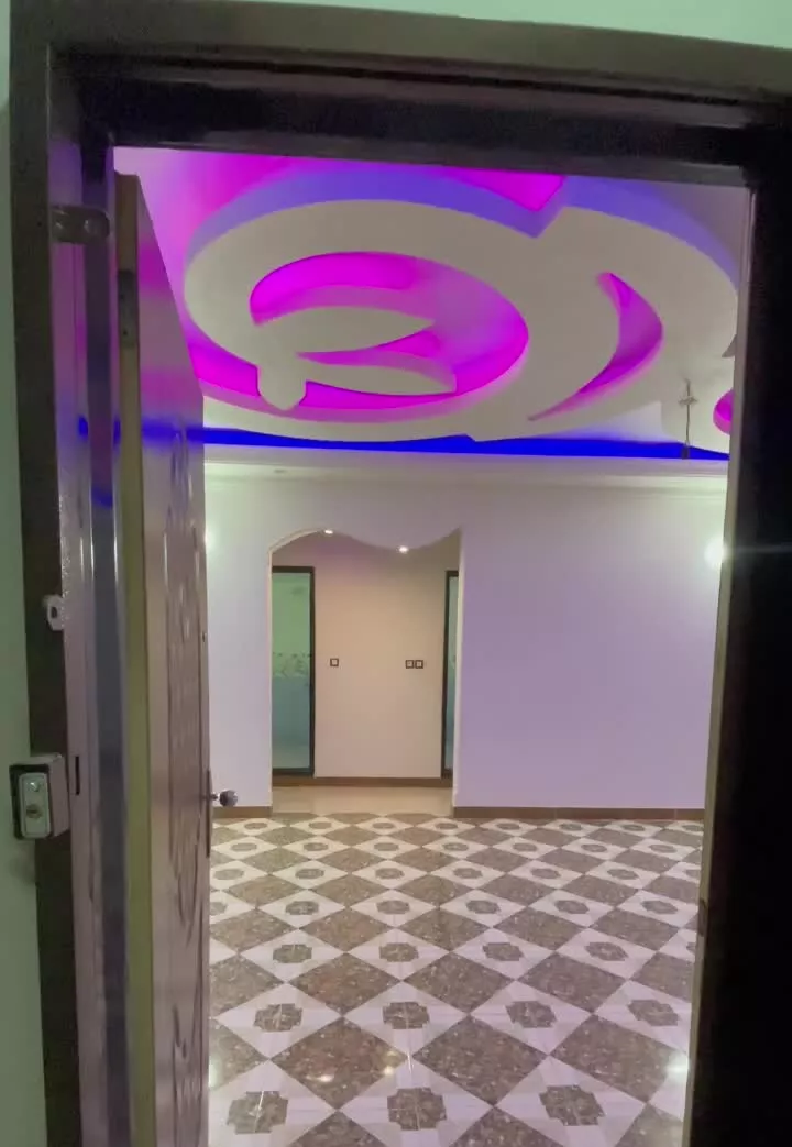 فروش واحد ۹۳ متری در شریف واقفی