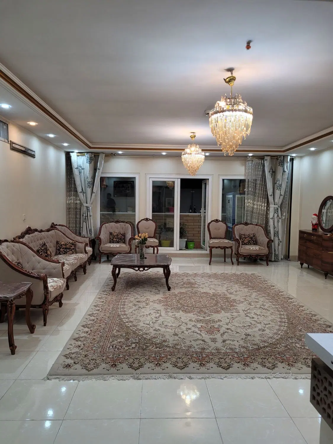 آپارتمان ۱۳۱متری ملک شهر خیابان ۱۷شهریور