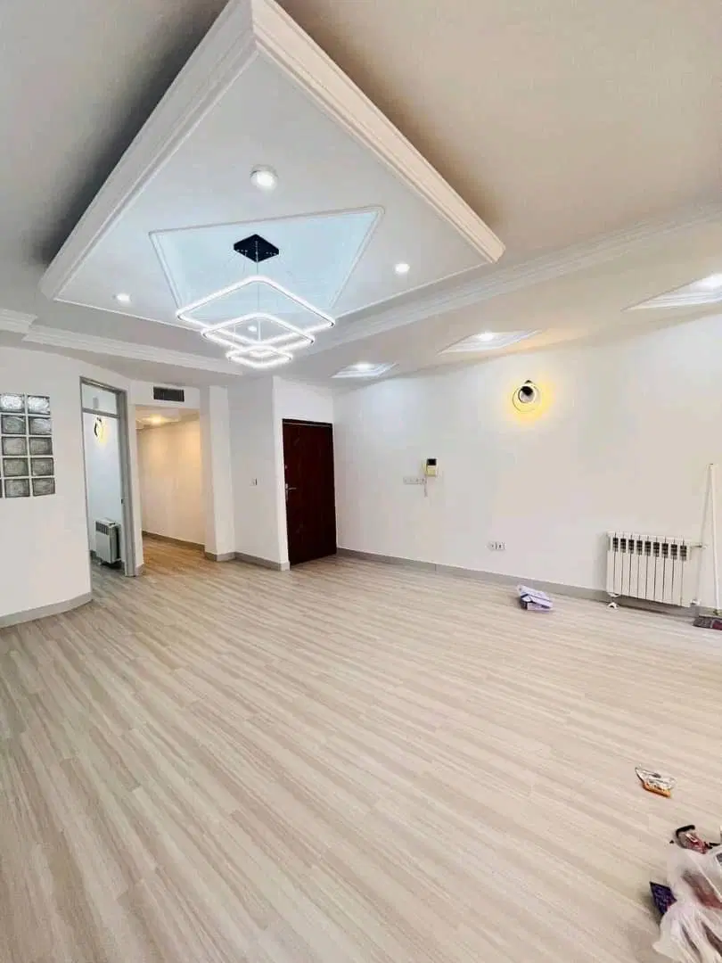 فروش۶۹متری_دلباز‌ و خوش نقشه_موقعیت‌مناسب_سندتکبرگ