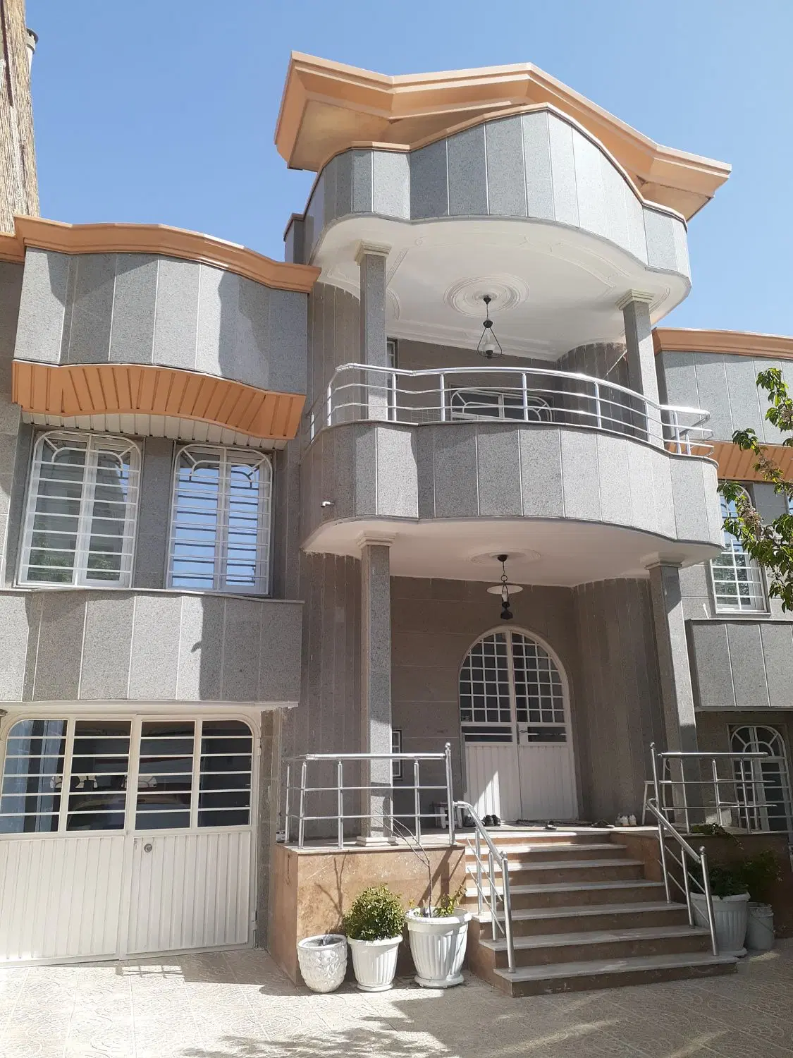 اجاره منزل۲۰۰رهن ۲۰میلیون اجاره