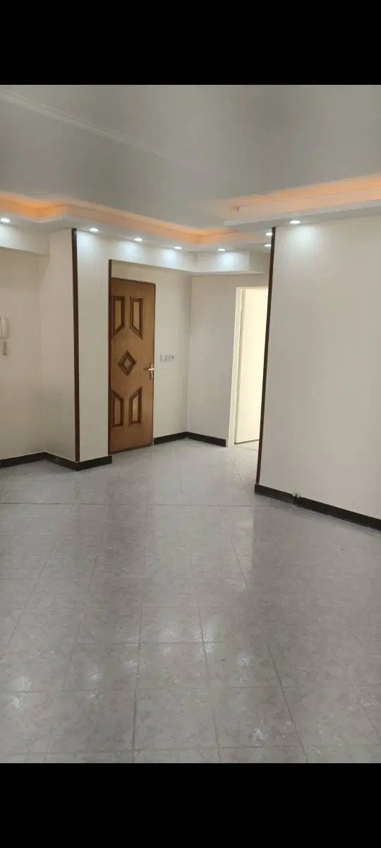۶۵ متری طبقه همکف یک خوابه
