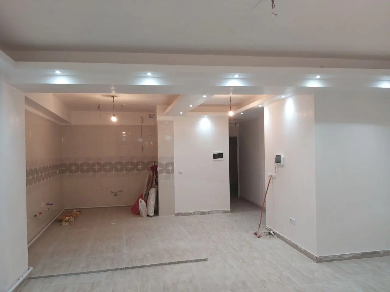 آپارتمان ۱۱۰ متری نوساز، ۱۷ شهریور قدیم.