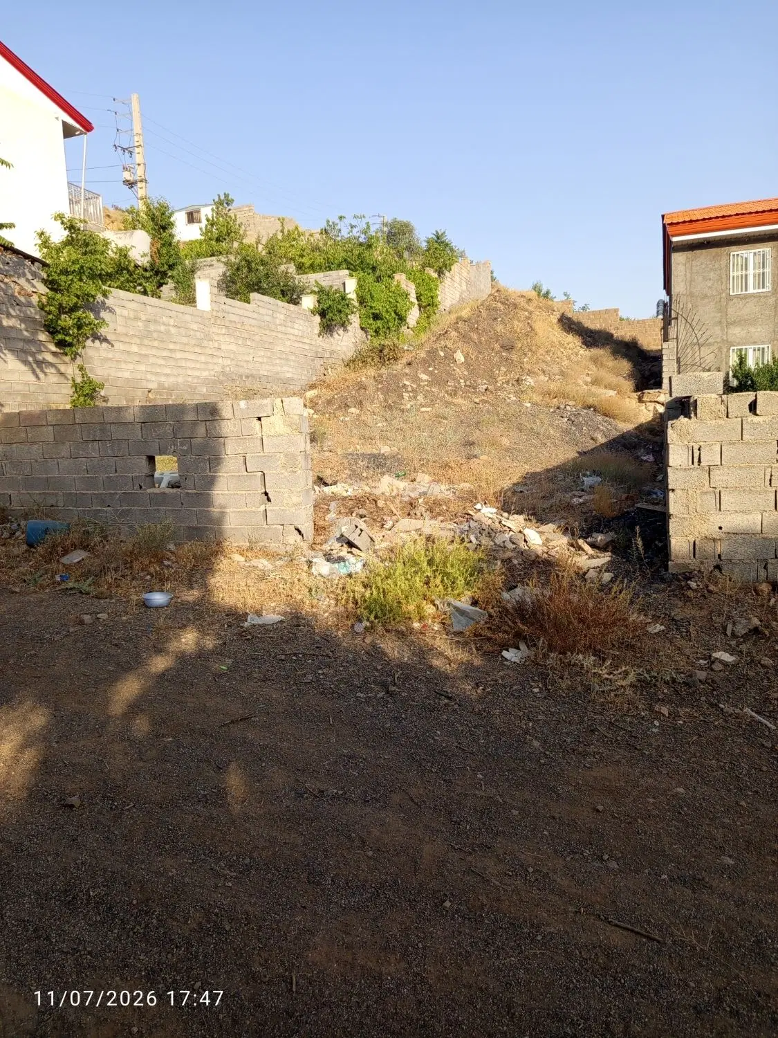 260 متر چهار دیواری