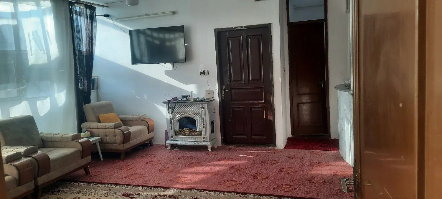آپارتمان طبقه سوم