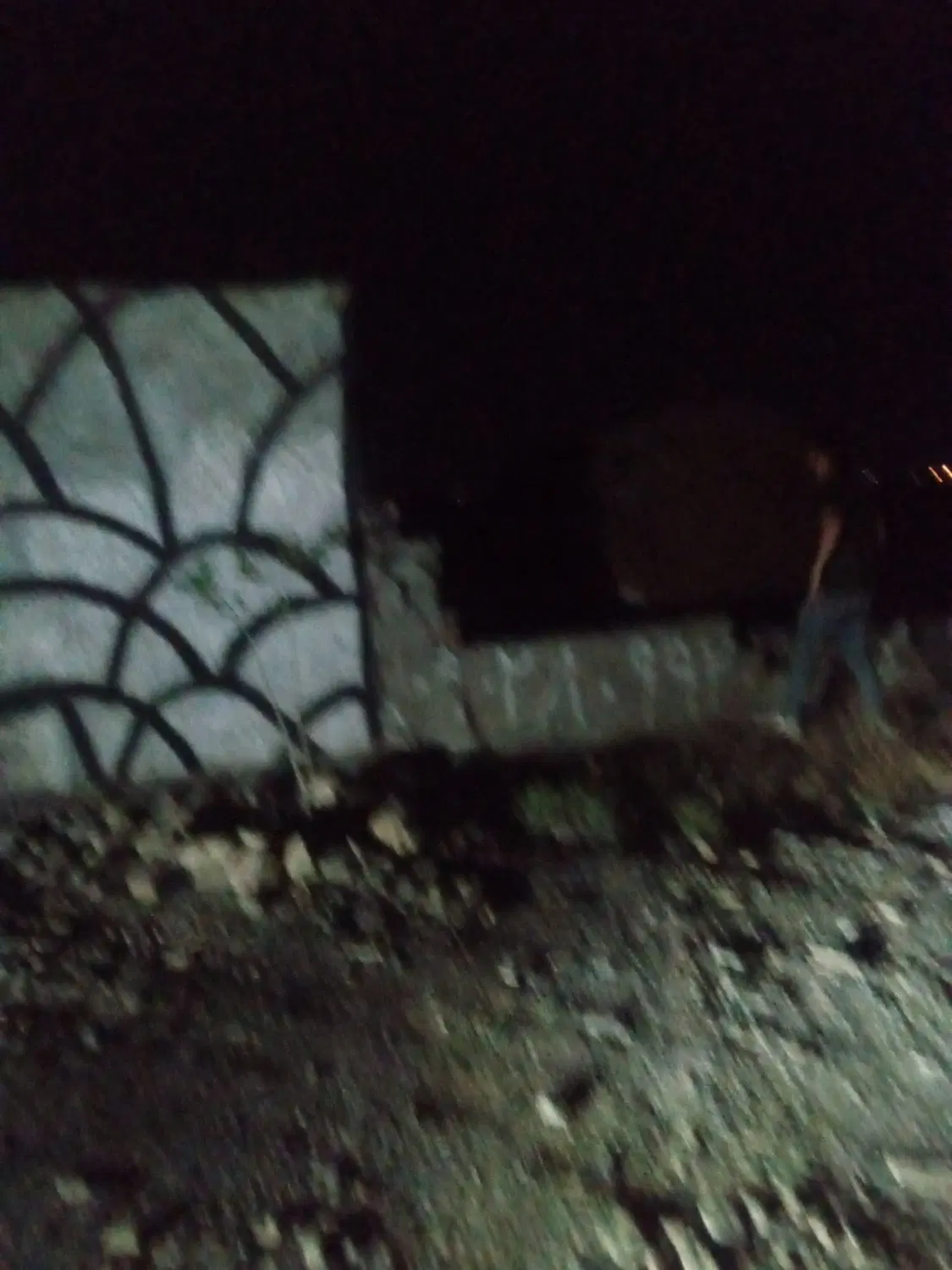 زمین ۱۰۰۰ متری مفت مفت دور دیوار و ملکی