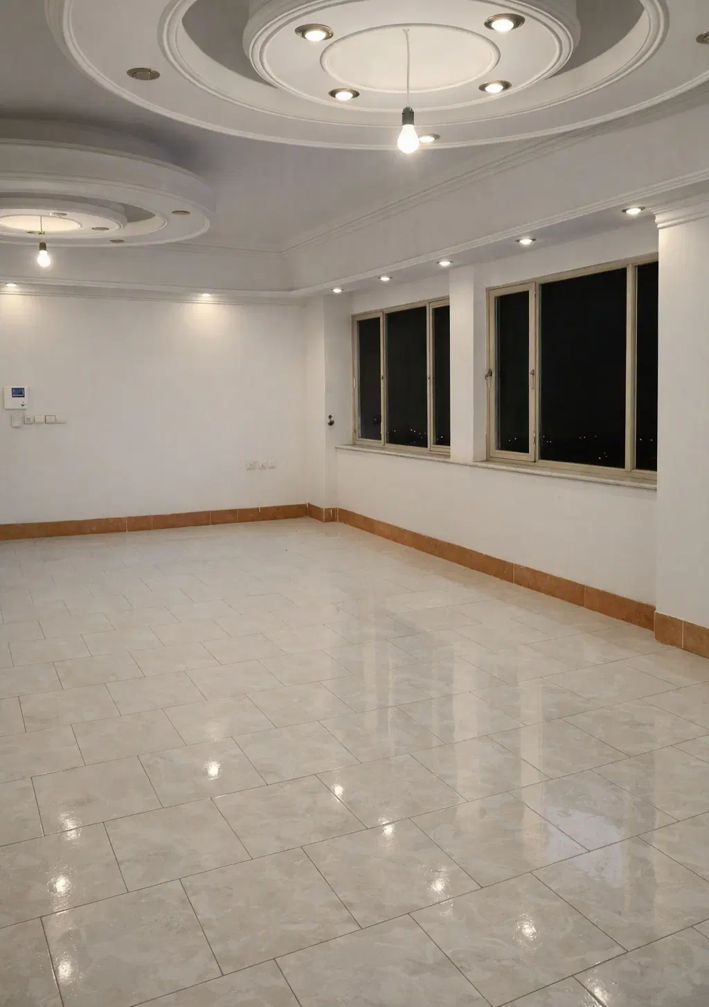 آپارتمان ۸۴ متری کیومرثیه