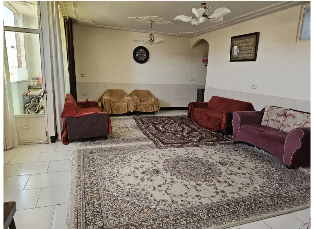 رهن اپارتمان ۳خواب طبقه سوم گلدیس خیابان سلمان