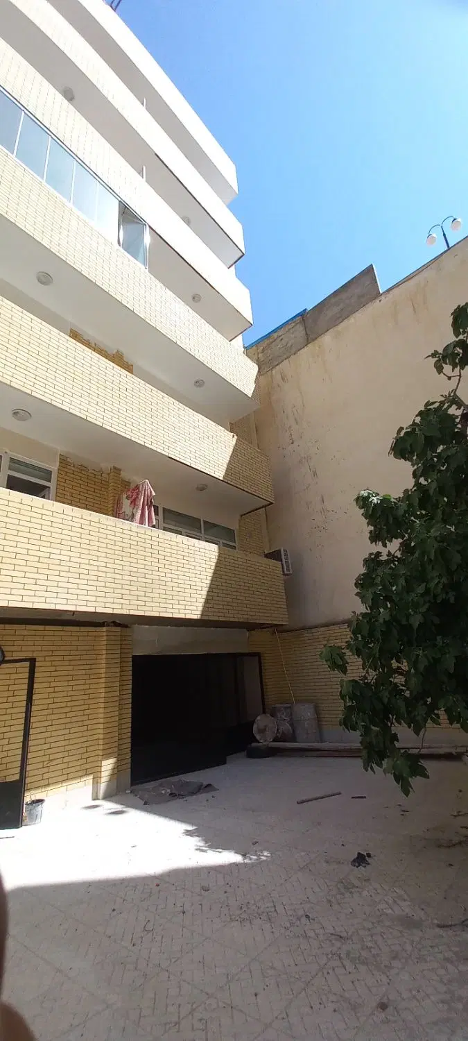 فروش آپارتمان ۱۳۰ متر در چهارراه فدک