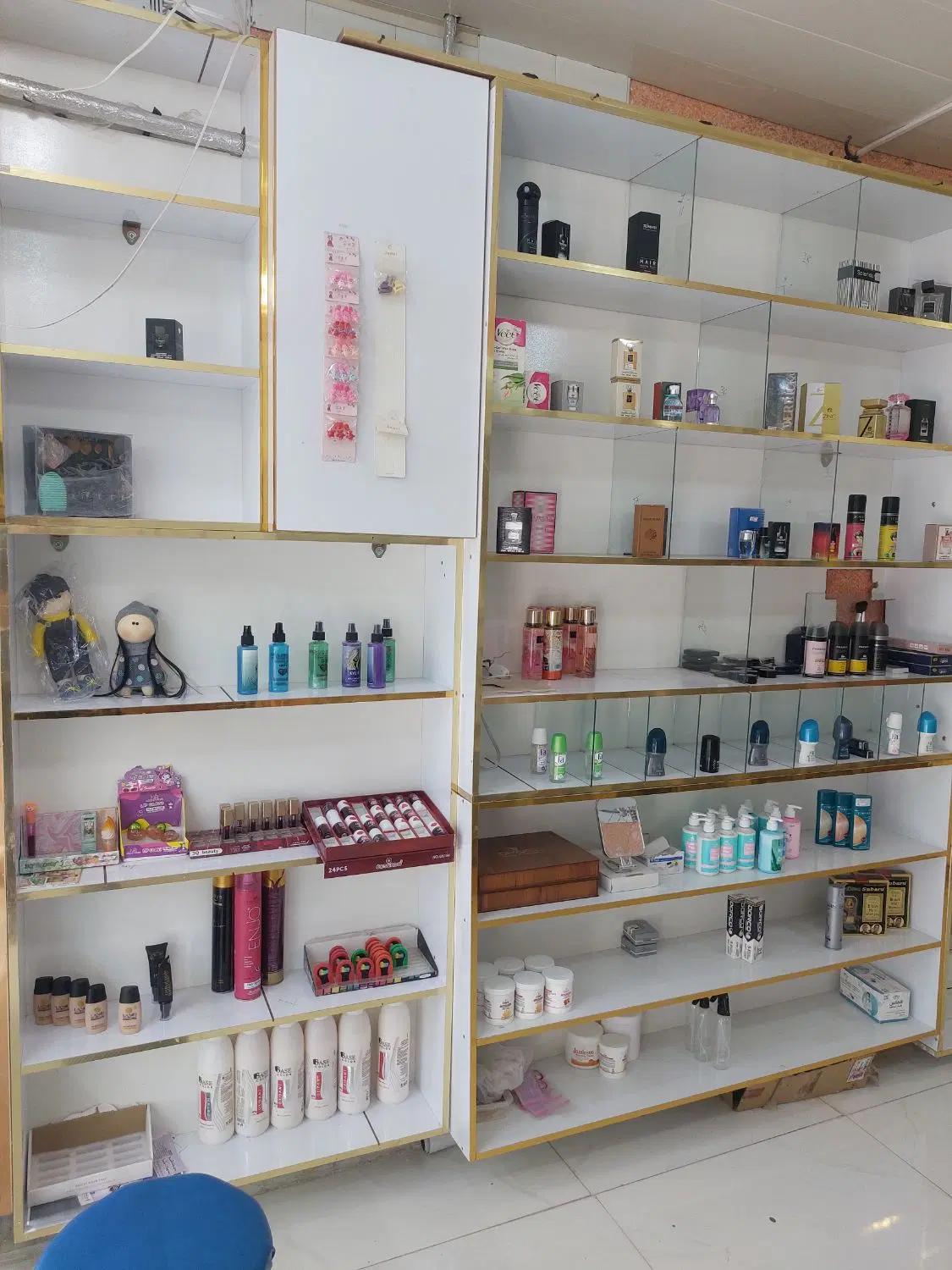 شراکت مغازه آرایشی بهداشتی