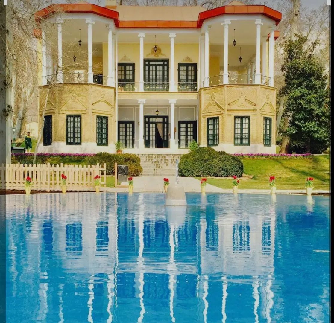 مشارکت نیاوران بالای کاخ