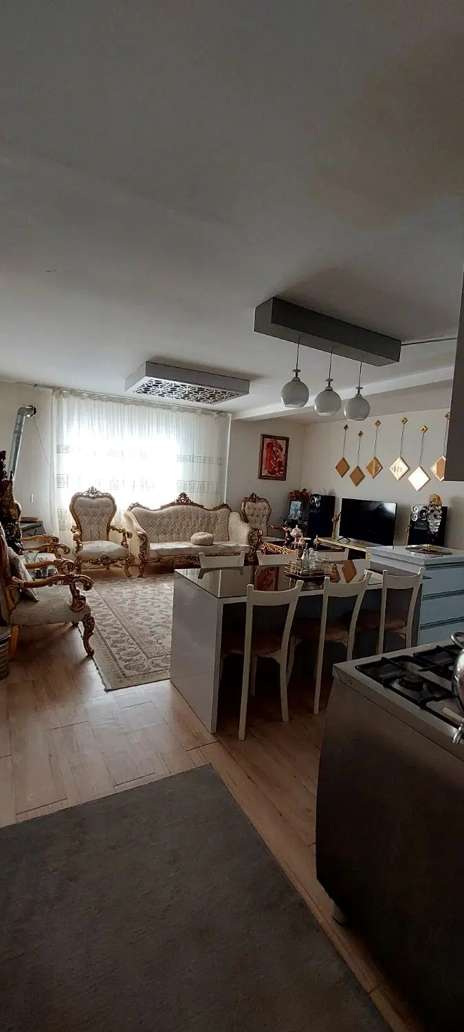 فروش آپارتمان ۸۰ متری شهرک ابریشم