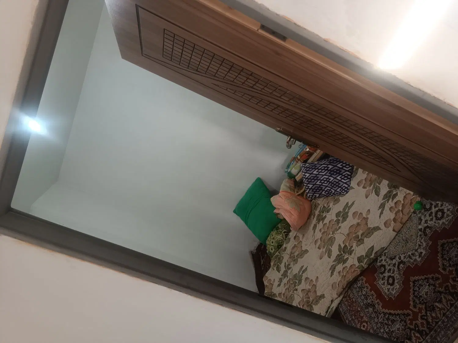 رهن واحد 50متری طبقه ۴با حیاط،مناسب زوج ومجردموجه