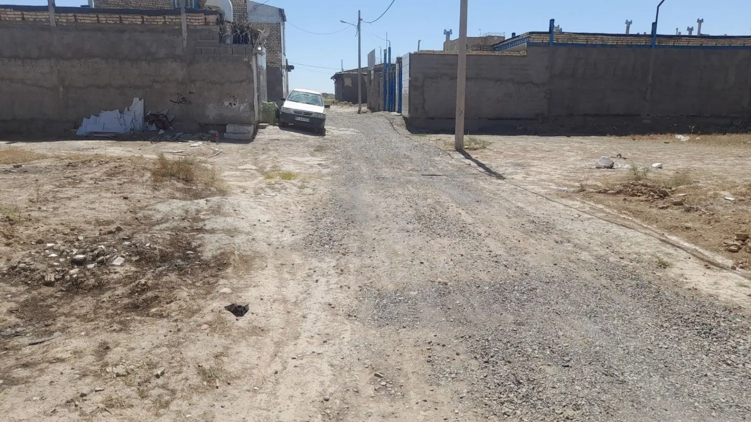 زمین ۹۰ متری