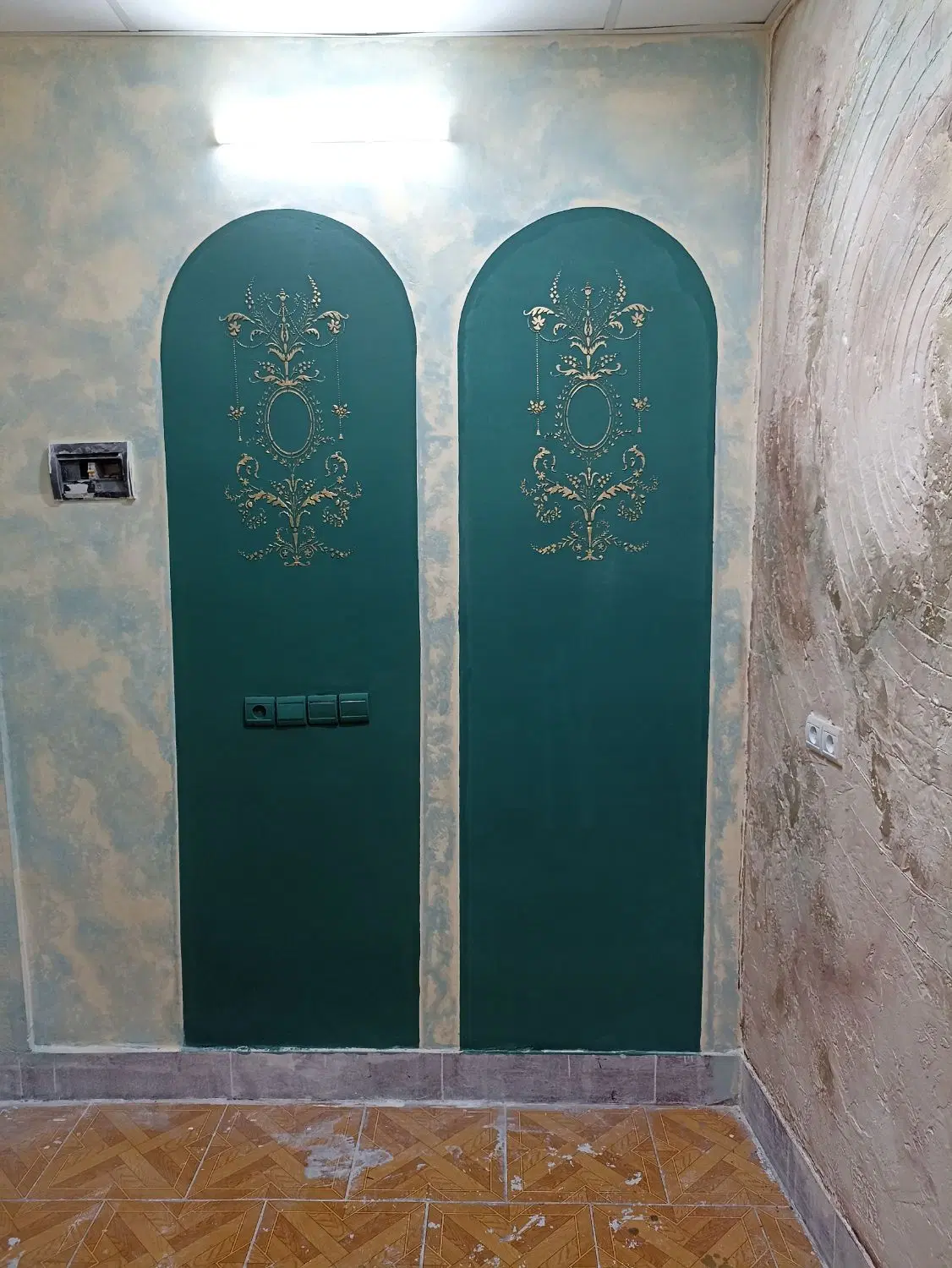 مغازه امام خمینی نبش وحدت پاساژ آخونزاده