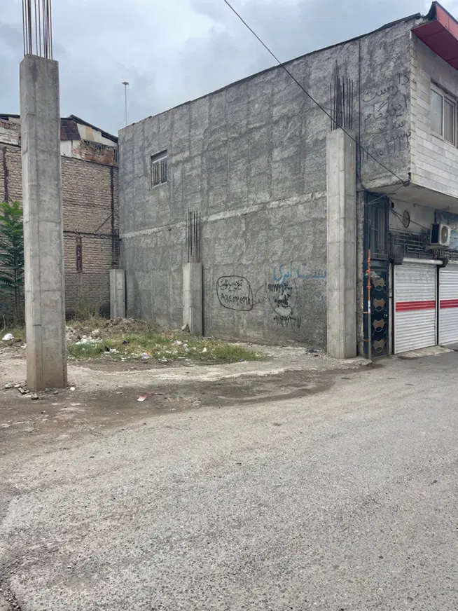 زمین تجاری ۲ نبش