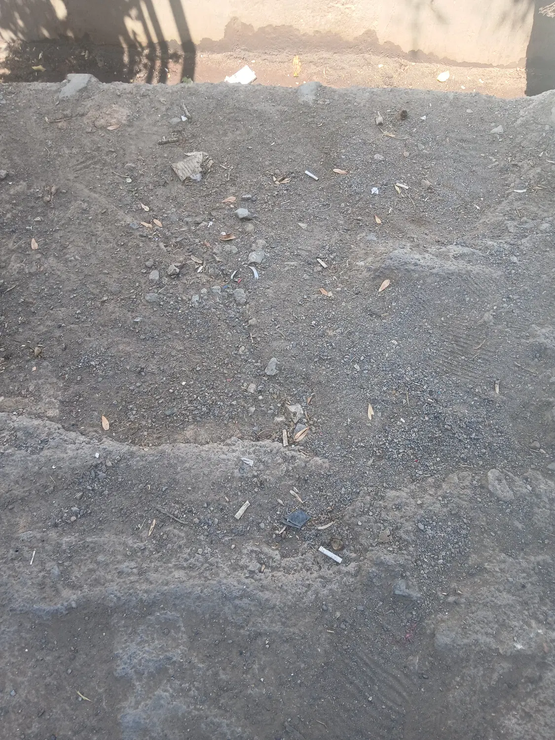 زمین فروشی زائر. یک