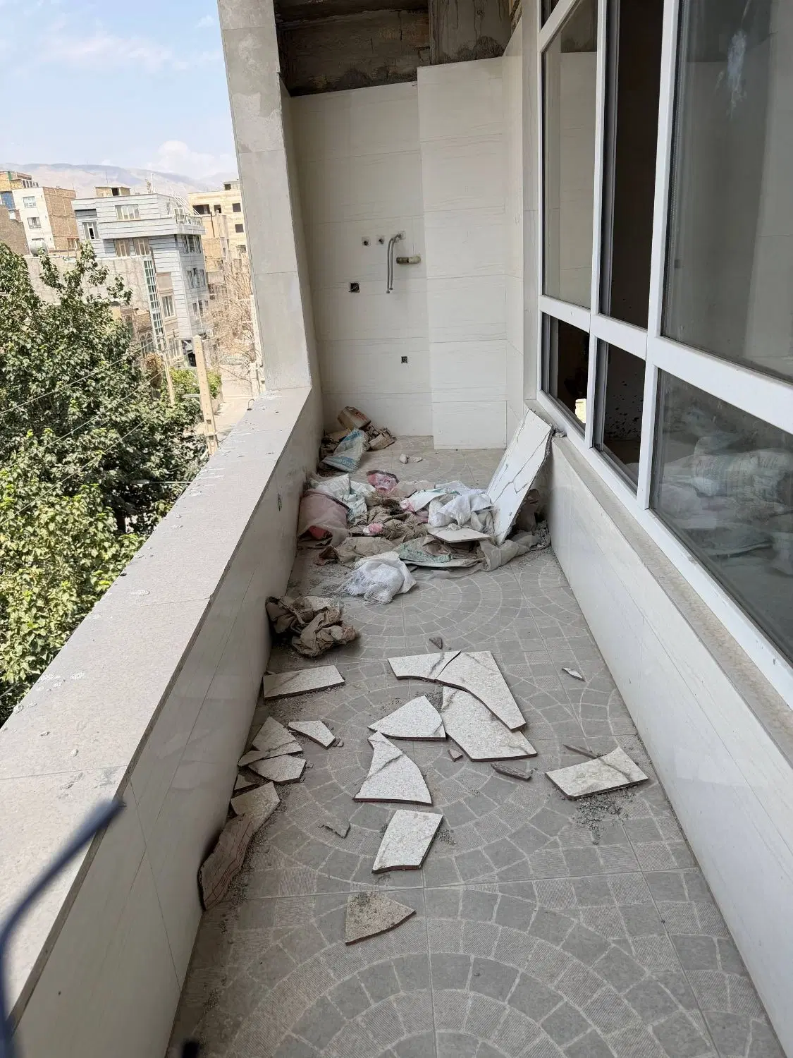 فروش واحد ۱۴۰ متری امامزاده